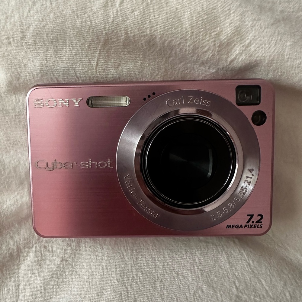 SONY Cyber-Shot Digital Camera